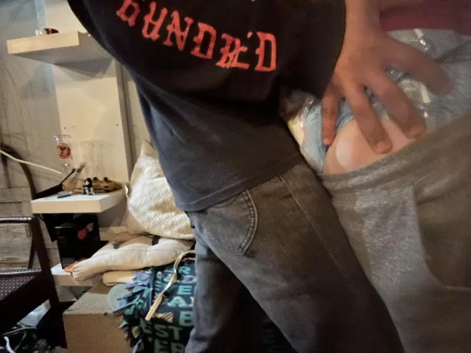 19F 351 days left of my challenge! My roommate who caught me wanted to be in the update photo lol!