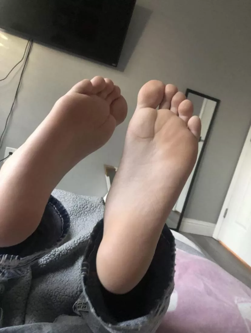 2009 hmu tele @fangirl1747;))