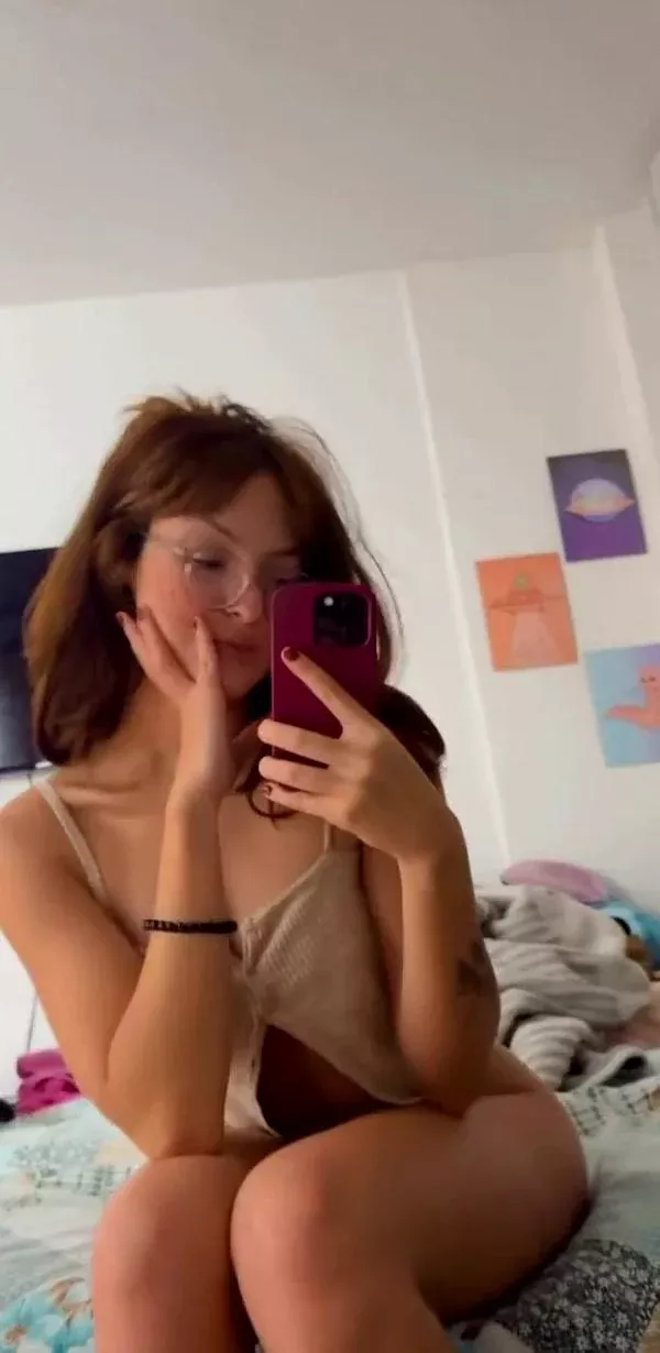 21 [F4M] #Columbia would you fuck me with or without a condom?
