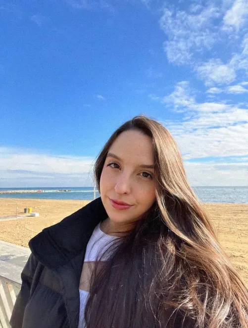 23 [F4M] Looking for new friends