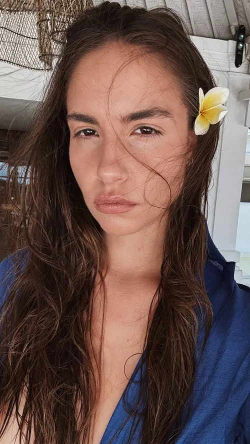 Bali selfie for those who don't follow her on insta.