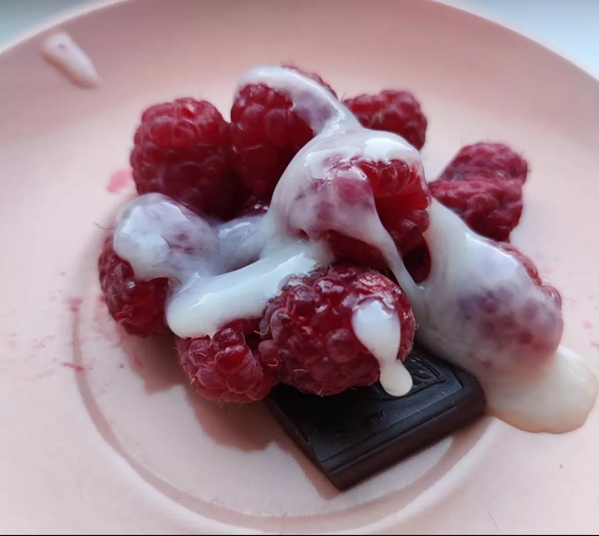 Berries and Cream anyone 