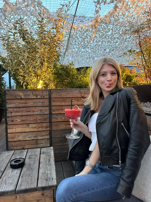 can you rate me please? 19F