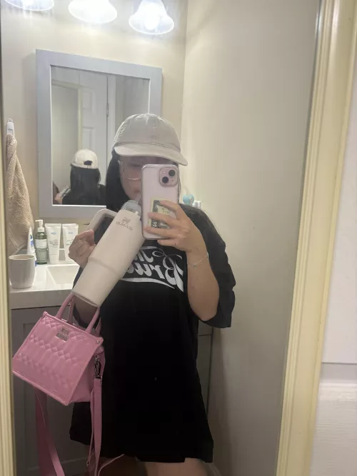 can you tell my fav color is pink and black?