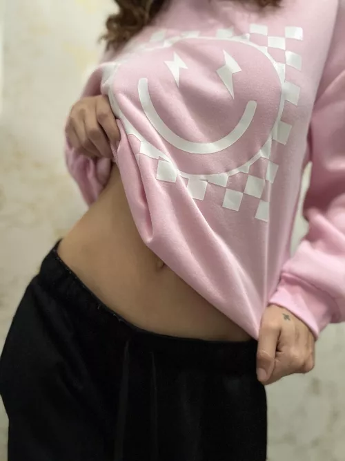 Comfy sweater and sweats 