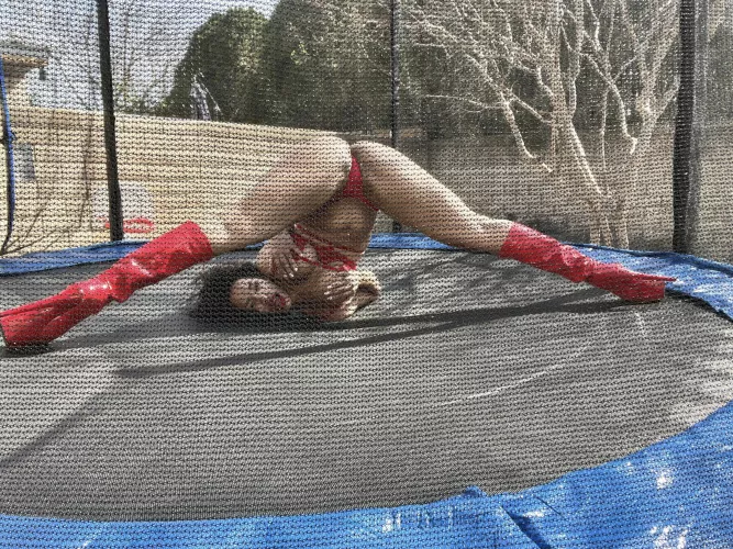 could I twerk on your dick with my thick bubble butt?