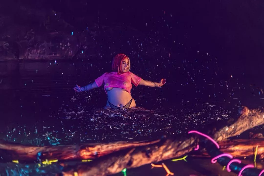 Cum be my Neon.Loverrr