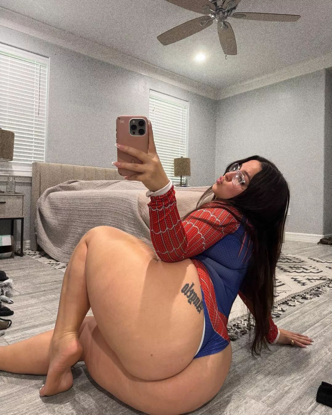 cum video chat or sext with me😛