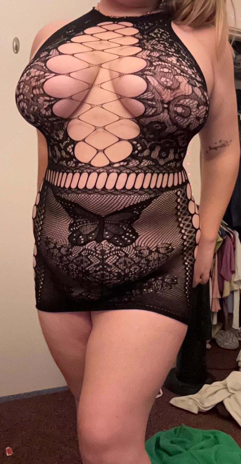 Daddy likes his cow to dress up before he breeds it…mooooo🐮🐮