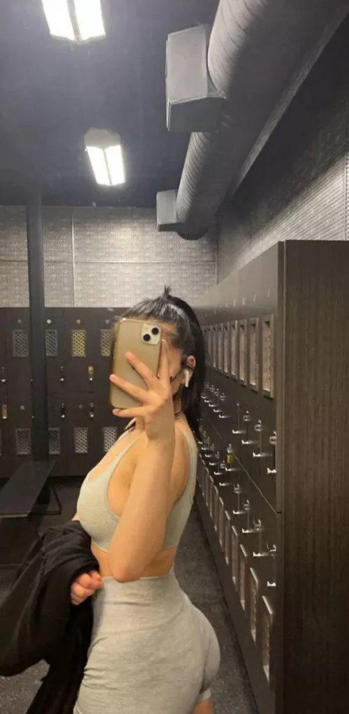 dio you like what you see ;3 ?