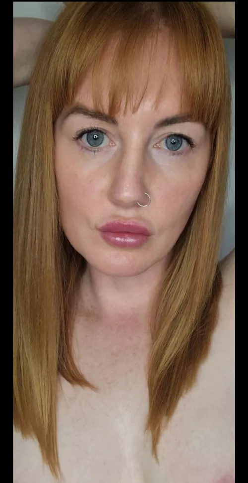 Feeling really slutty tonight 