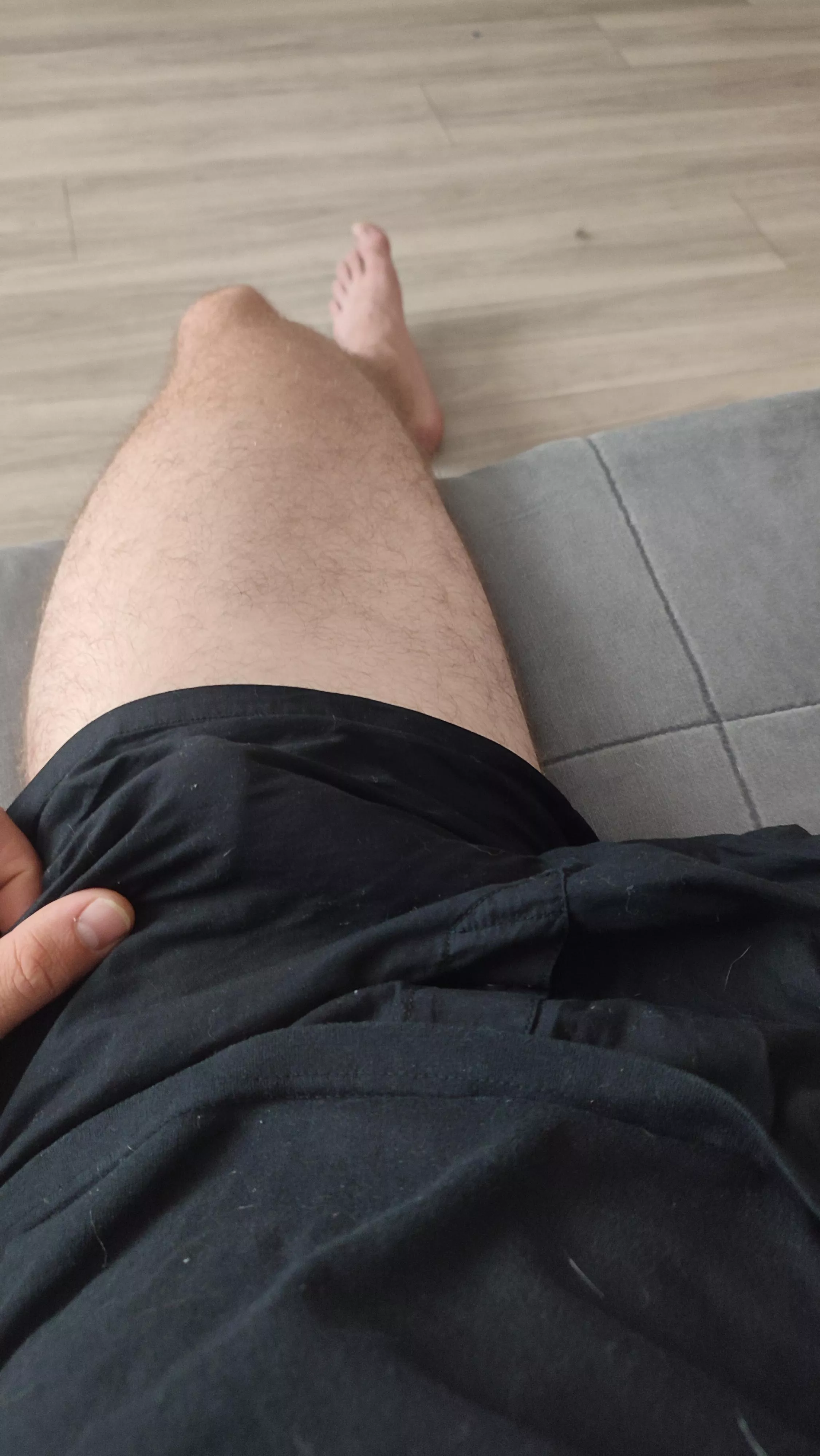 help me rub this out of my boxers ✊🏻🩳