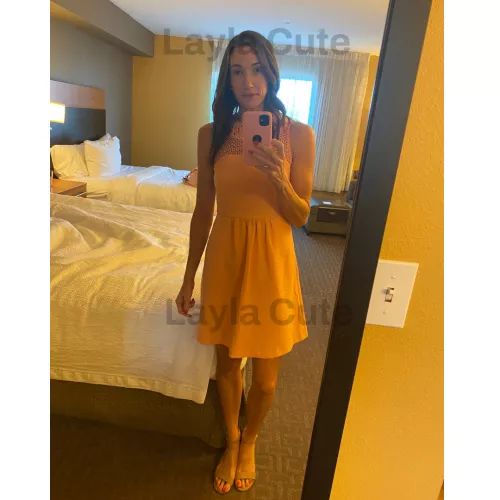 I am horny, and I am next door. Can you come satisfy the hunger I have...