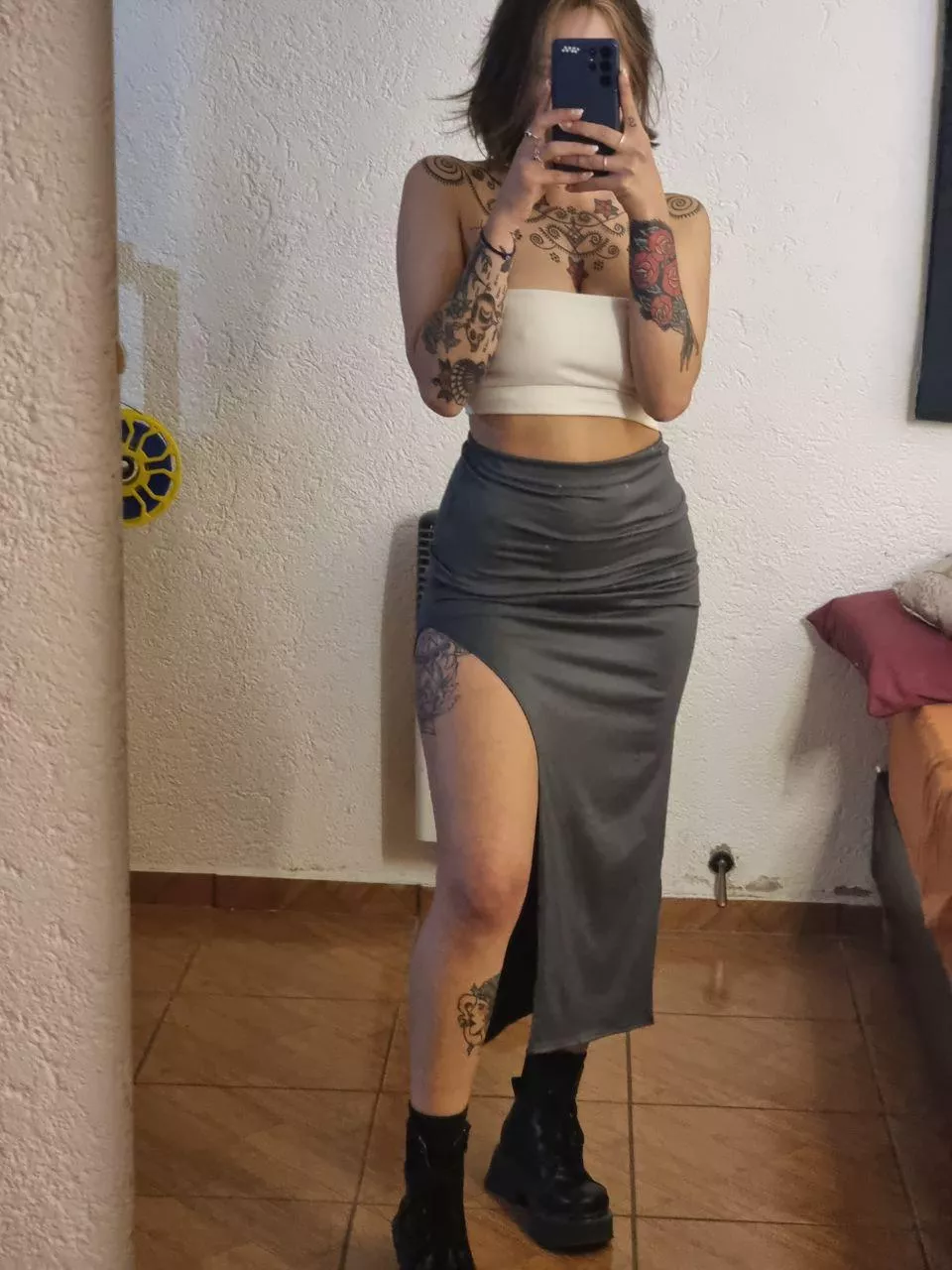 I can turn any room into a sauna with my body heat
