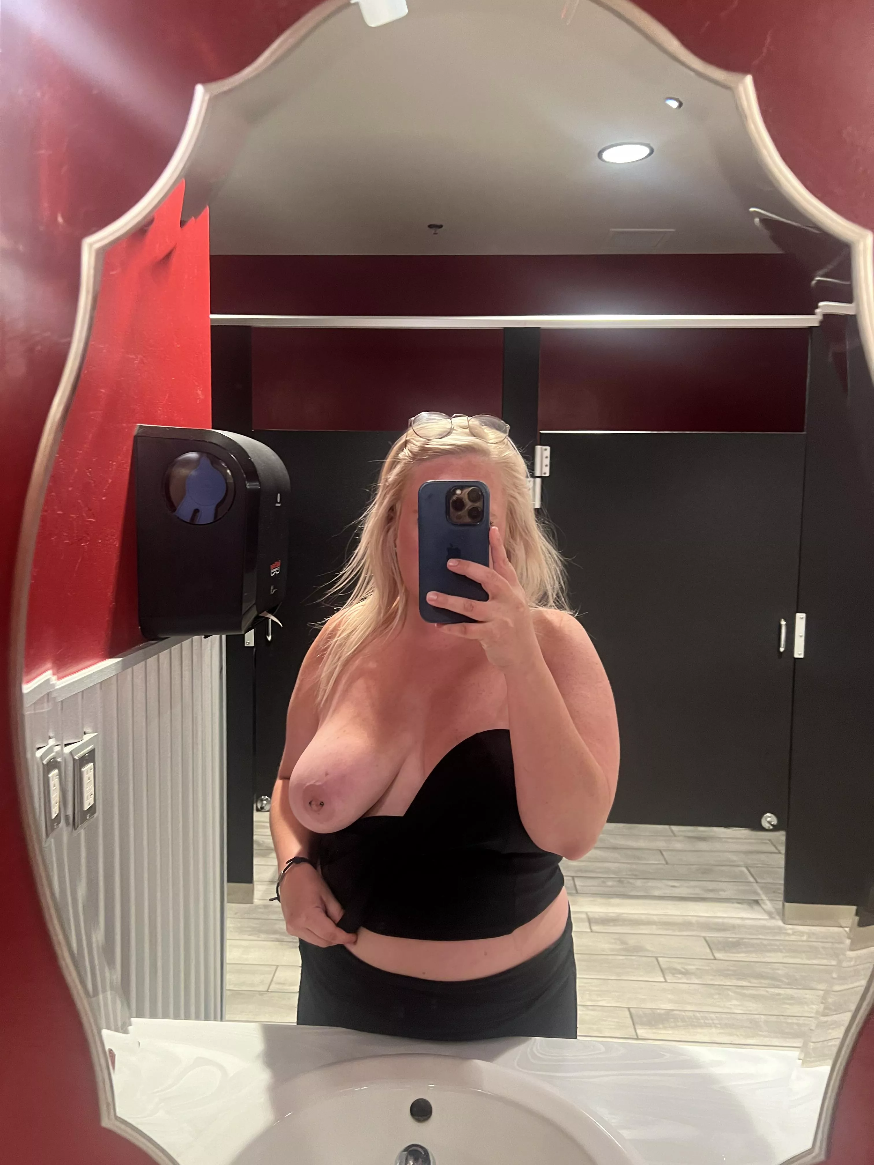 I definitely need your dick in my pale ass 