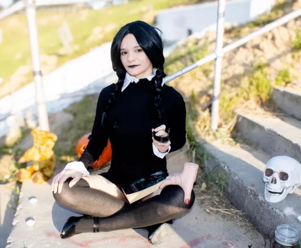 I volunteer as your victim tonight 💀☠️