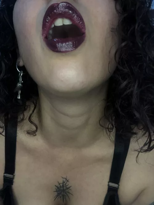 I want to paint your cock with my lips