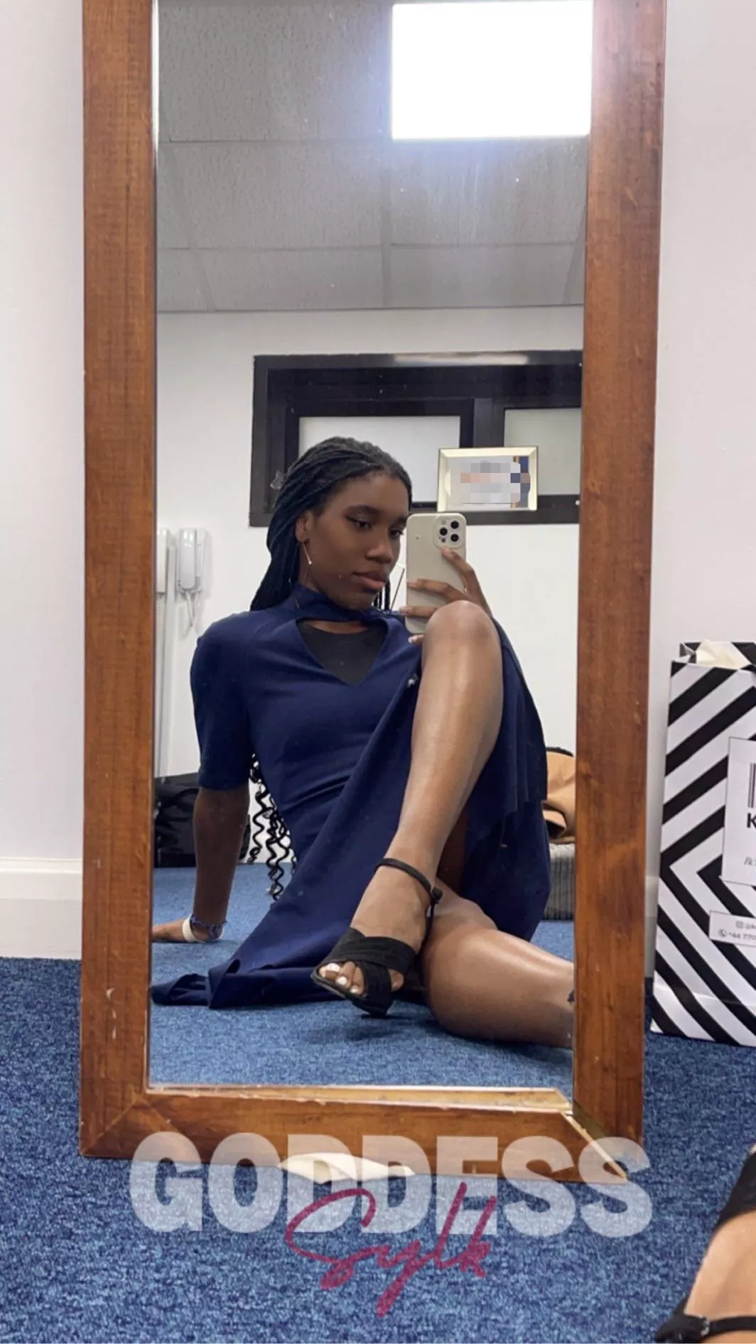 I’m bored, entertain me with your wallet