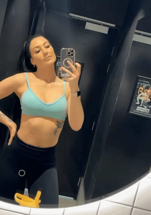 I’m just really horny for older guys