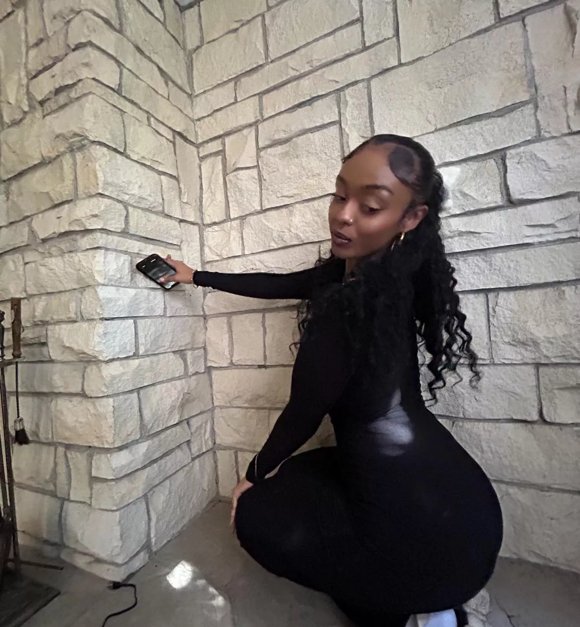 Just turned 18 ;) upvote and message for free stuff ;)