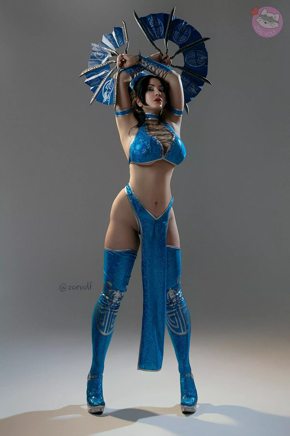 Kitana by ZoeVolf