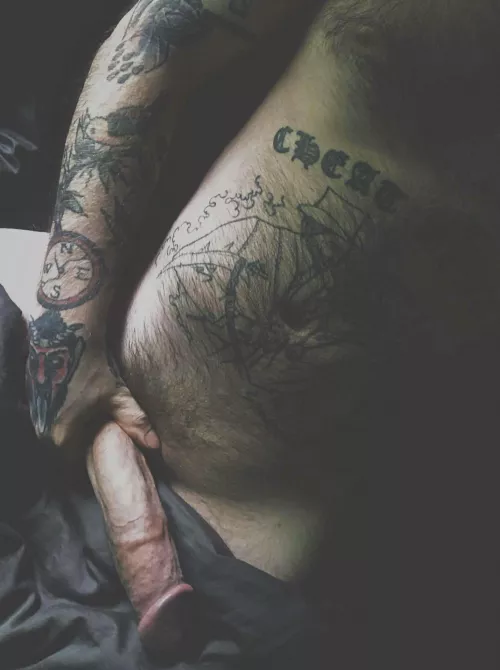 Let’s spend our morning rolling around in bed with our hands all over each other 😘