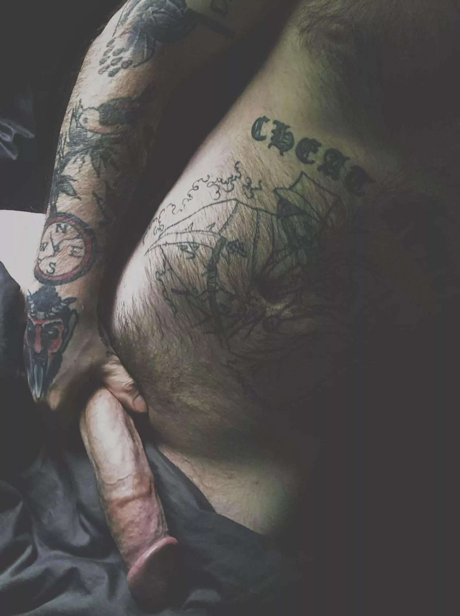 Let’s spend our morning rolling around in bed with our hands all over each other 😘