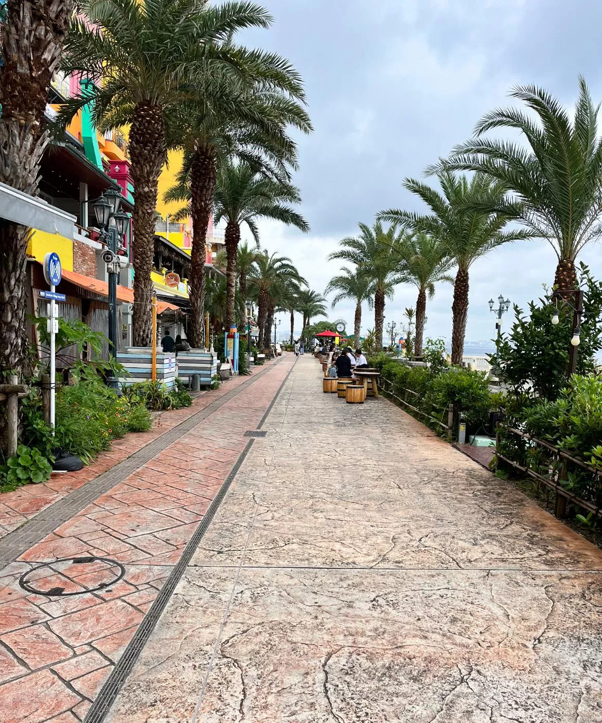 MF4M (DM with age, description, location, sexual orientation)