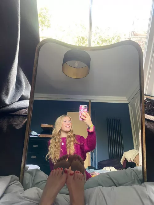 Morning glow, and my toes steal the show! 🌞