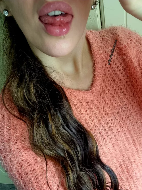 My pussy taste sooo sweet :) guess what I have on my mouth :)