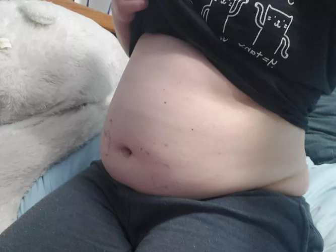 Post bedtime snack belly :3