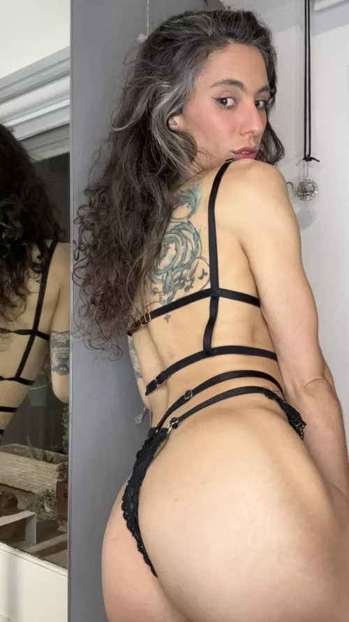 slap my milf ass all night