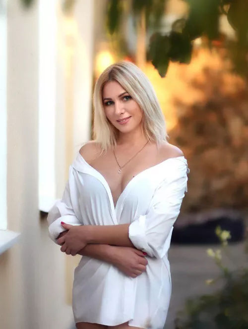 Through life with a smile 46f