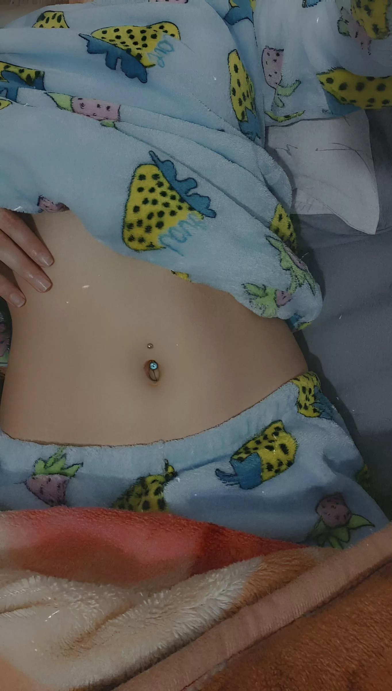 Wanted To Show Off My Belly Ring For You 💋