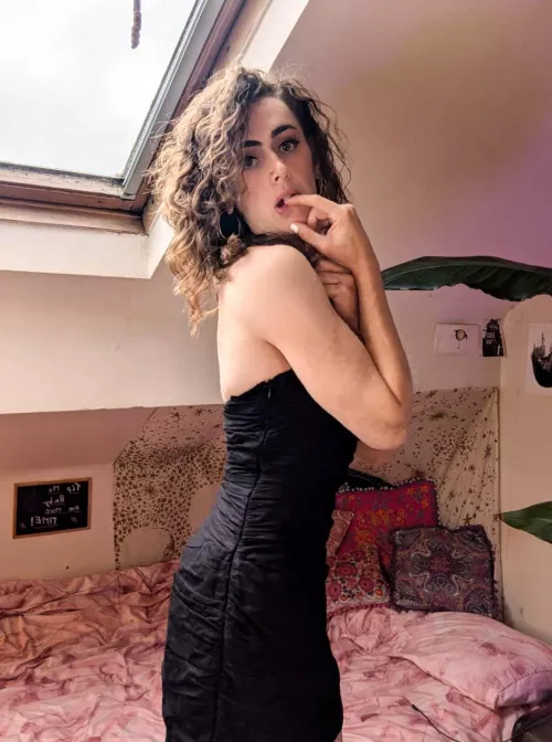 What’s a secret kink or fantasy you wish someone would fulfill?