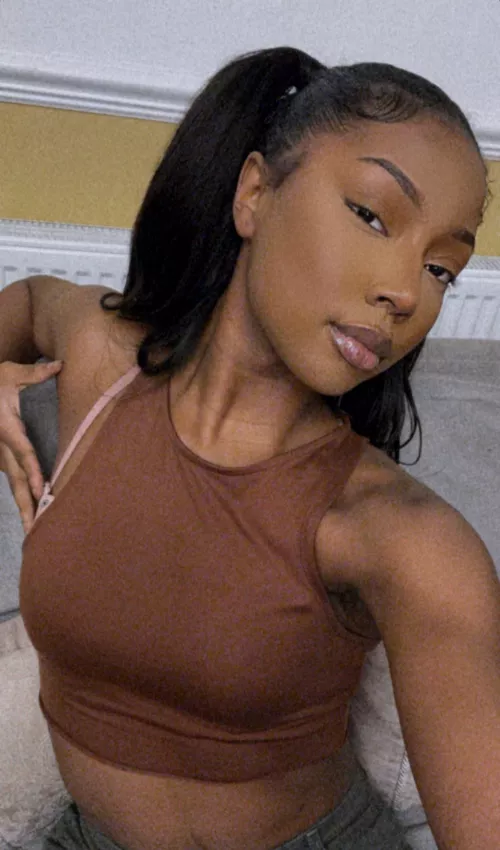 Will you be a good pet as you watch me drain your wallet  🥹