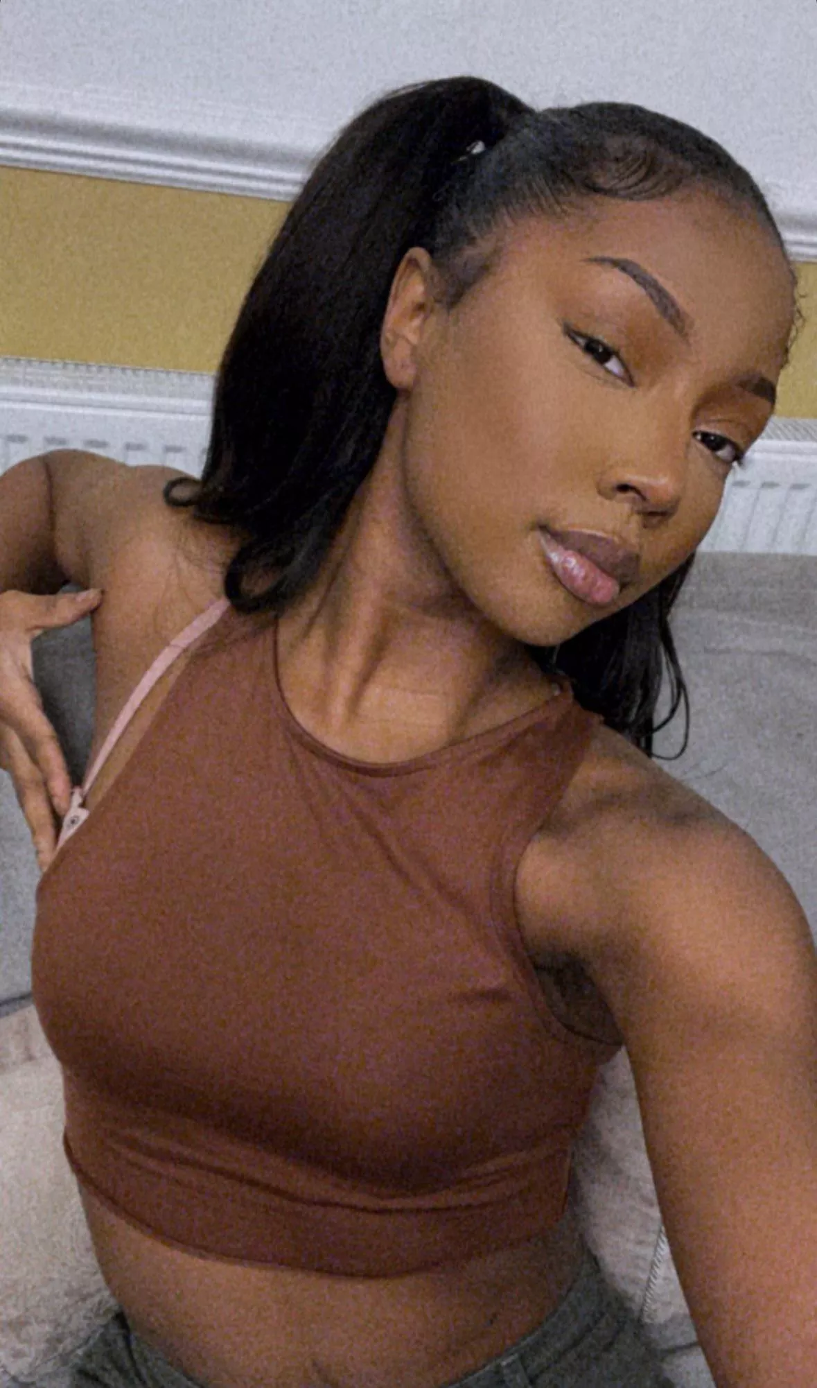 Will you be a good pet as you watch me drain your wallet  🥹