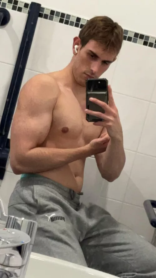 Would you get freaky in the gym toilets?