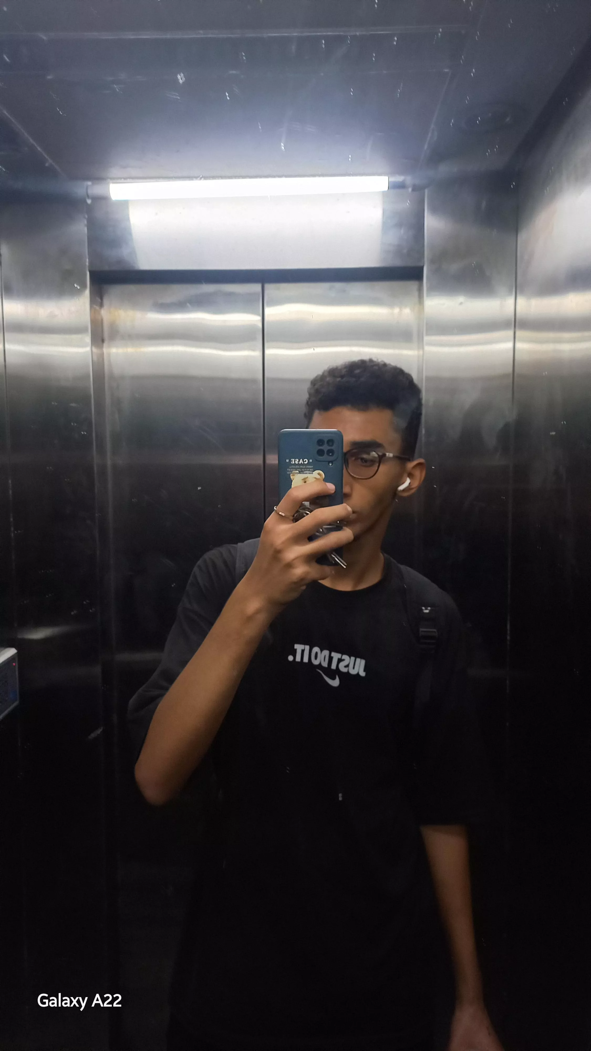 18 Cute enough to be ur daddy?