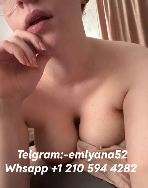 21 (F4M) upvot for nudes accepted 