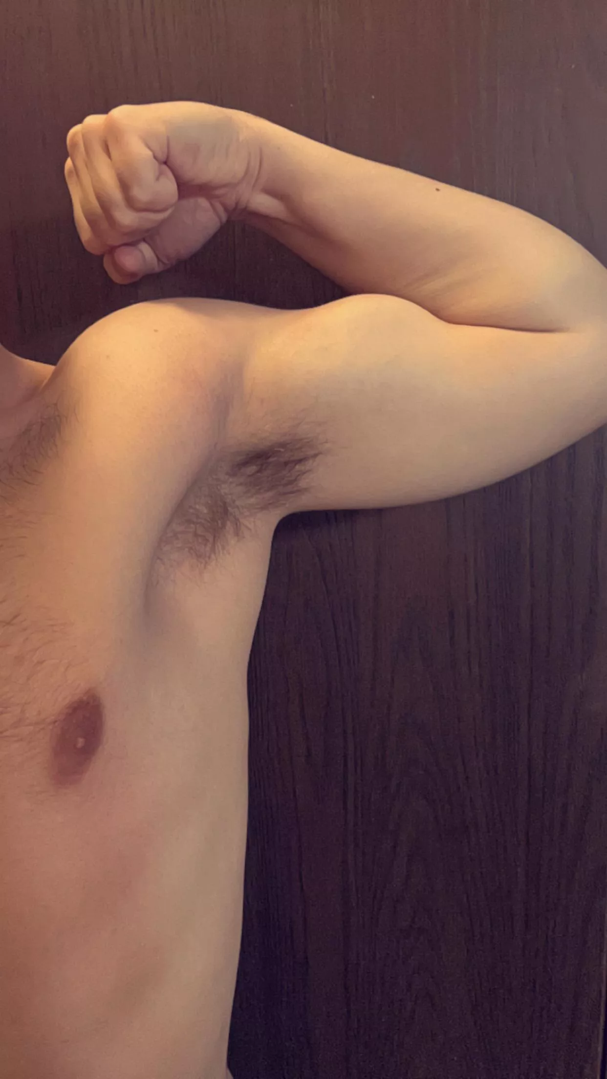 24 bi bros looking for other bros rn