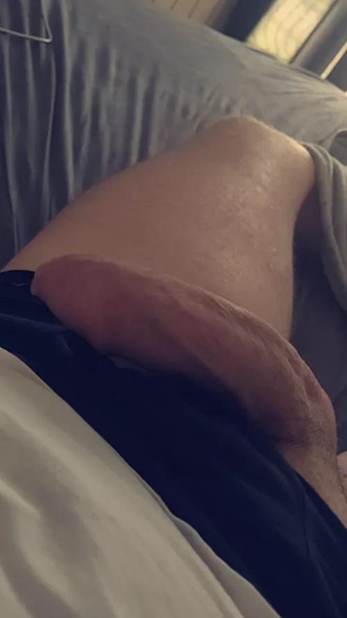 28 love watching dicks, thats mine :) u wanna show me?