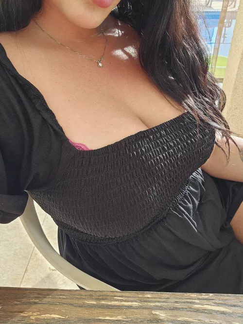 28F looking for someone to make this day exciting