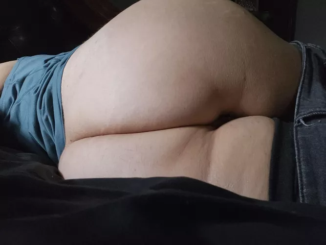 34MF4M (South of Atl) Looking for two thick cocks to come please me.