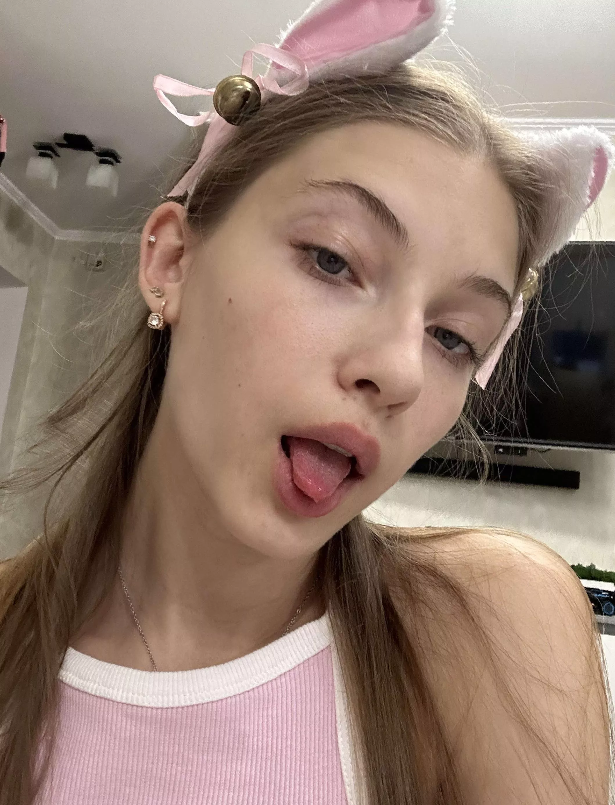 A cute mischievous cat for daddy