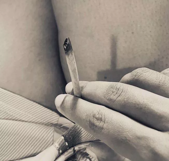 Anybody wanna get high with me??