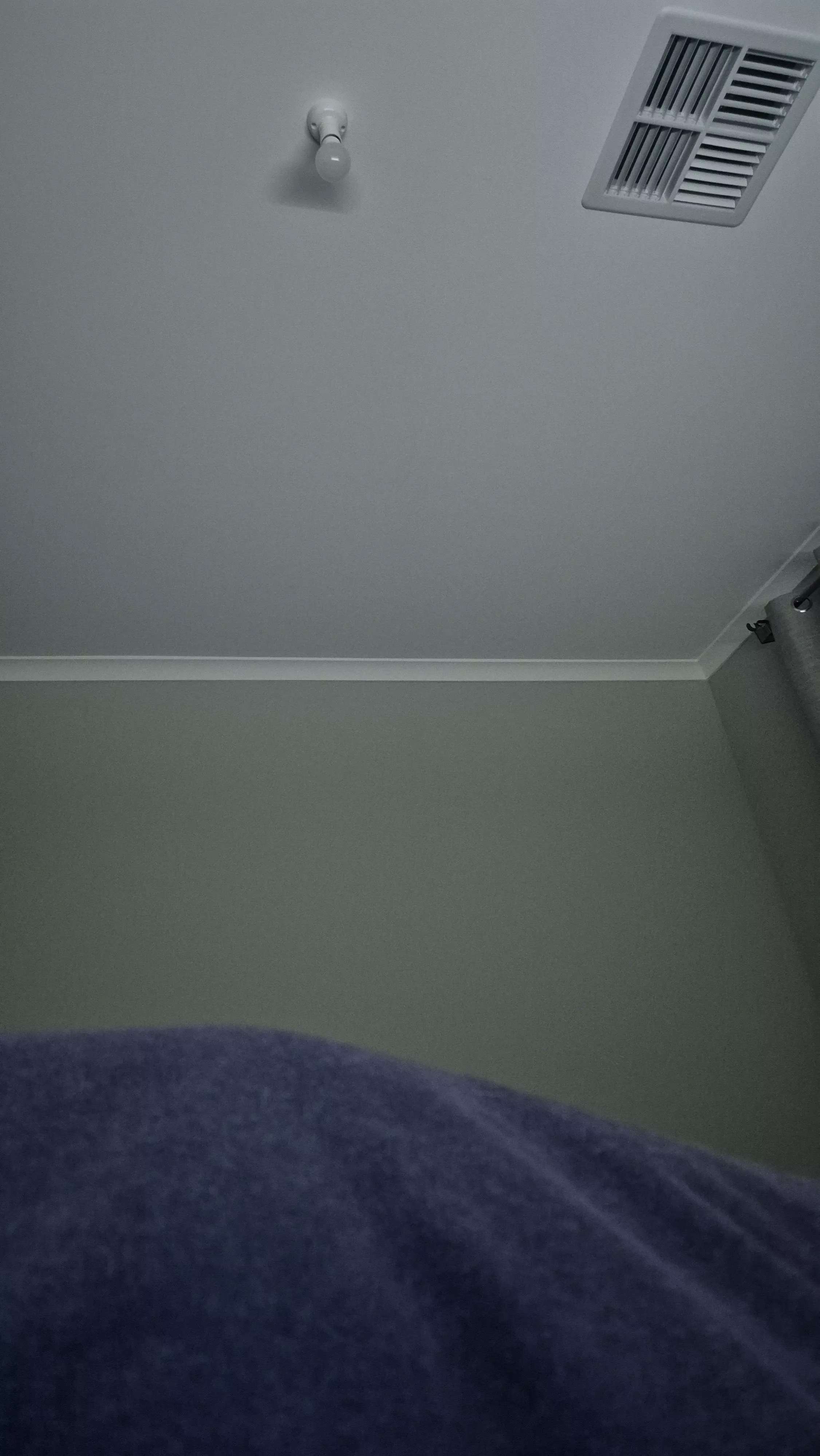 Buying snap session rn, must be aussie