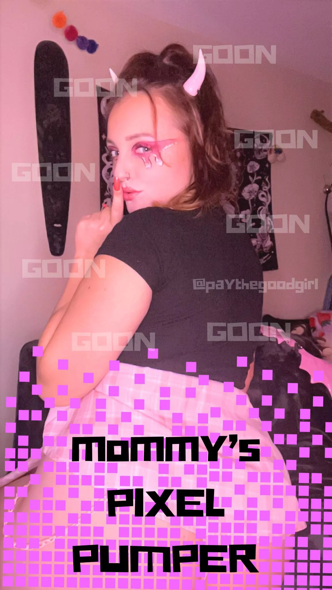 Can’t quite see? That’s what makes gooning to Mommy more delicious, deny yourself for Me 🩷🥹 tastes so sweet!