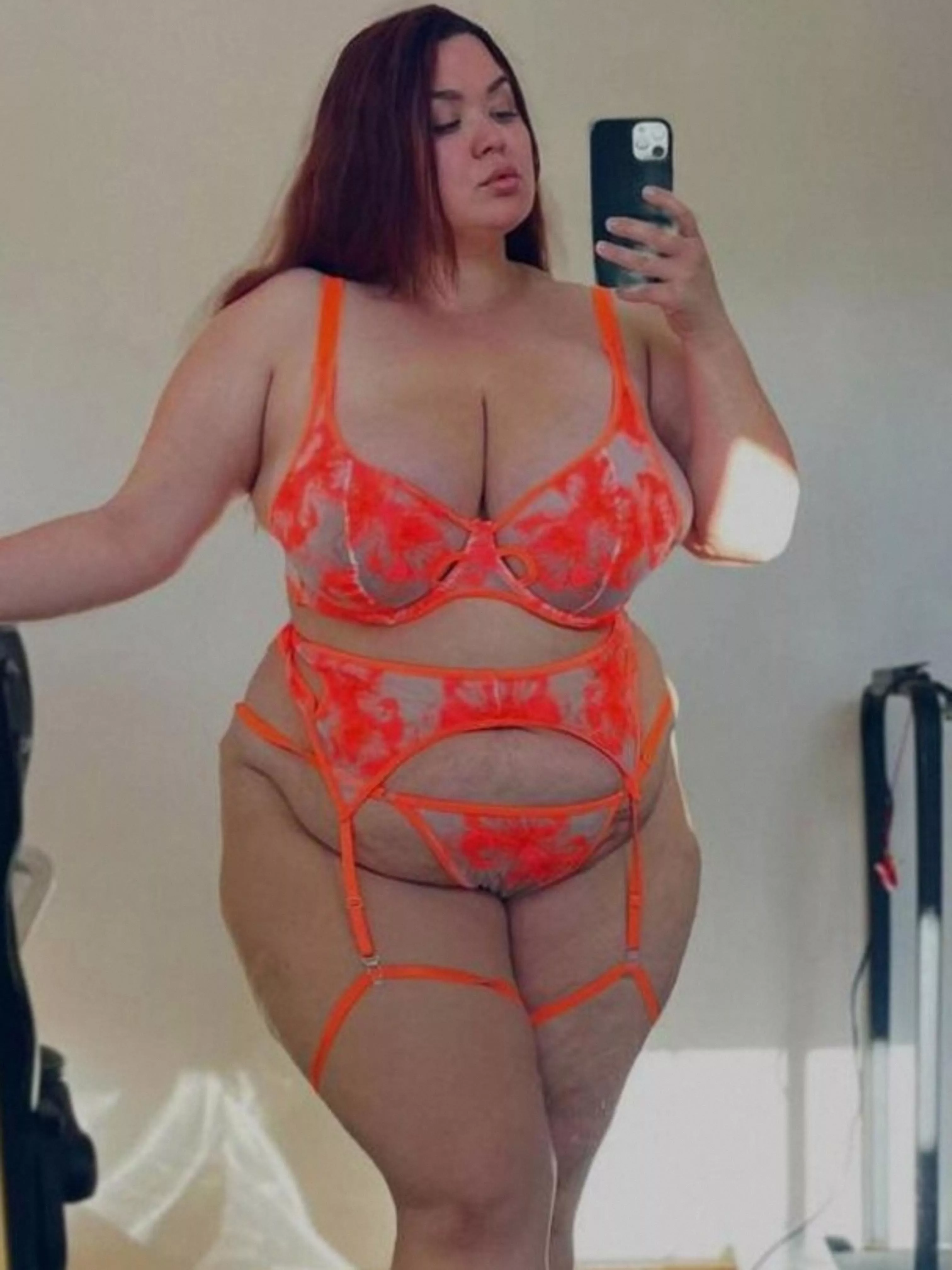 Curious Aussie seeking chat partners, let's connect  my sn@ap:  chloehdm