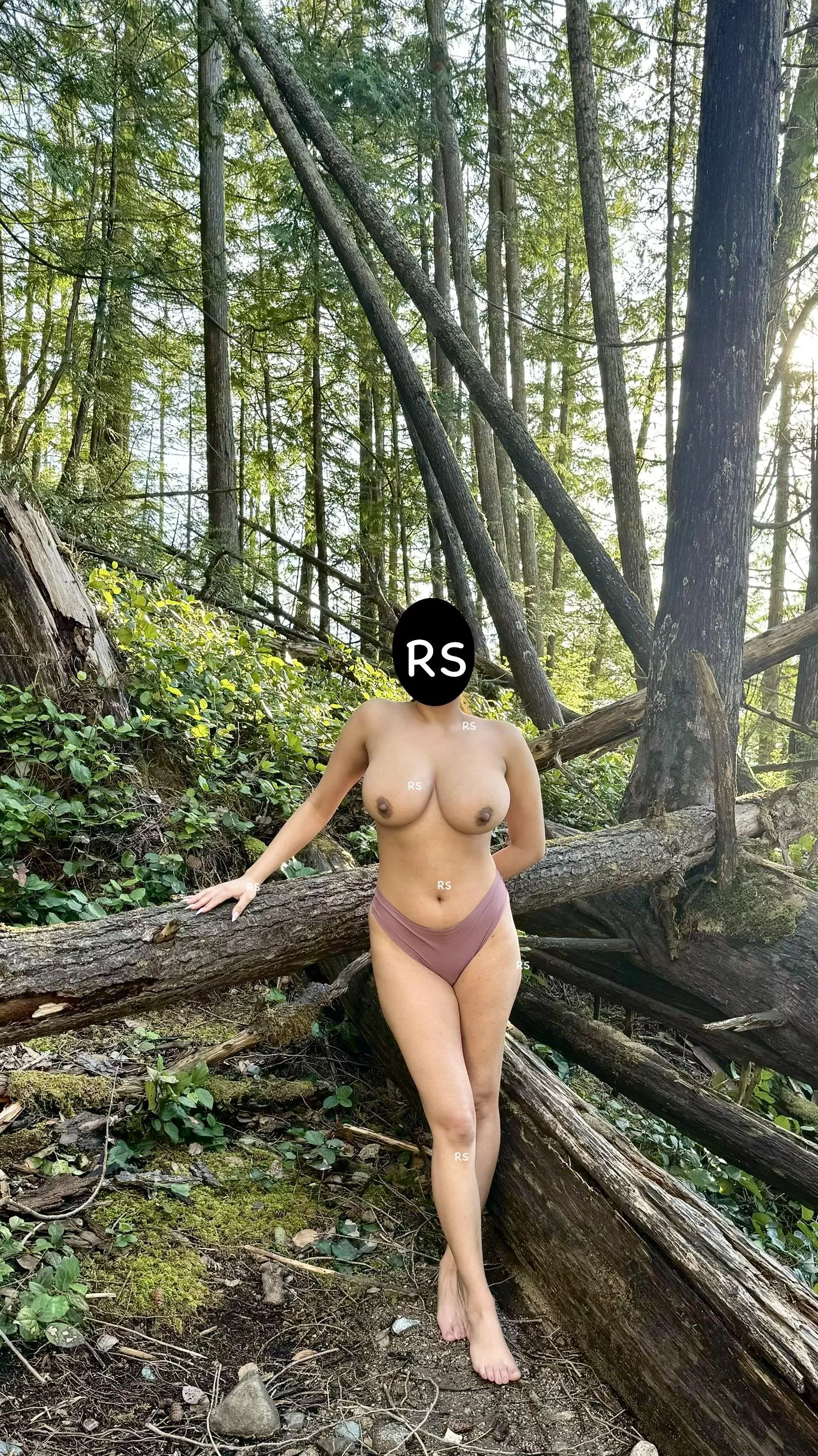 [F] Natural big brown boobs